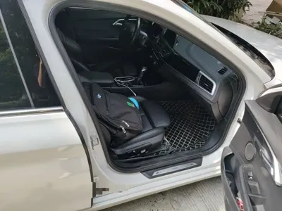 BMW 1 Series 2018, 80600 км, за 47100 CNY - фото 20