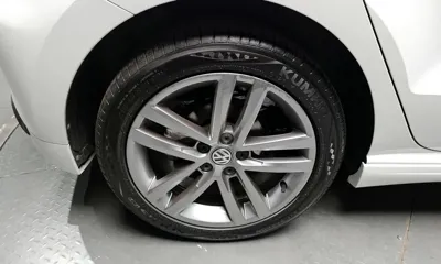 Volkswagen Polo 2015, 74522 км, за 7700000 KRW - фото 5
