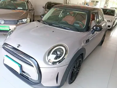 MINI MINI · 2021 год