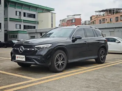 Mercedes-Benz GLC · 2025 год