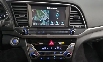 Hyundai Avante 2018, 90125 км, за 10800000 KRW - фото 14