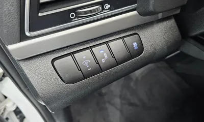 Hyundai Avante 2018, 86970 км, за 10390000 KRW - фото 18