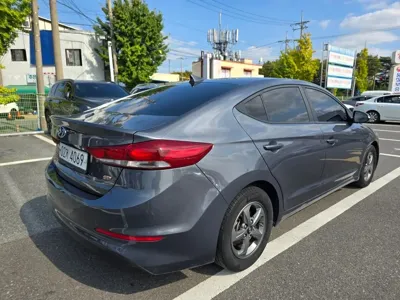Hyundai Avante 2017, 159506 км, за 6600000 KRW