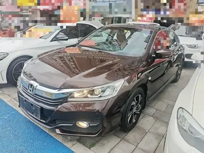 Honda Accord · 2016 год