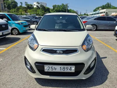 Kia Morning 2014, 70270 км, за 4000000 KRW