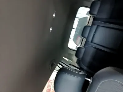 Volkswagen Tiguan L 2020, 84300 км, за 76800 CNY - фото 18