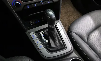Hyundai Avante 2018, 122013 км, за 7900000 KRW - фото 9