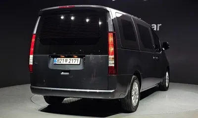 Hyundai Staria 2023, 8807 км, за 30700000 KRW - фото 2