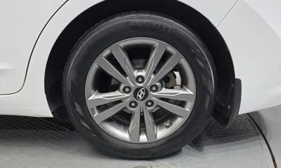 Hyundai Avante 2016, 169920 км, за 7200000 KRW - фото 21
