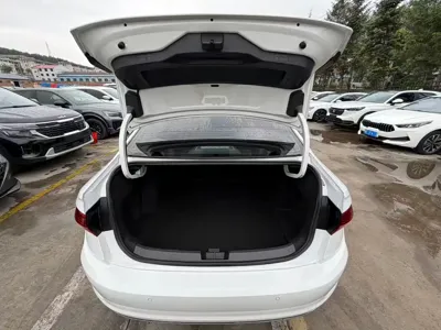 Volkswagen Sagitar 2022, 62000 км, за 92500 CNY - фото 8