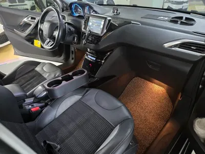 Peugeot 2008 2015, 214500 км, за 2890000 KRW - фото 9