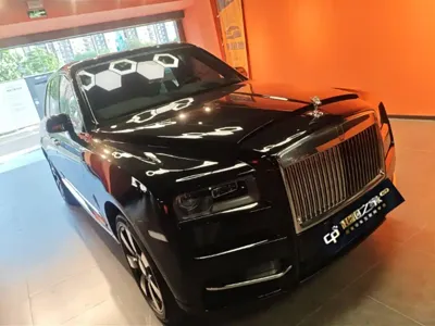 Rolls-Royce Cullinan 2021, 90000 км, за 4030000 CNY - фото 6