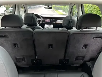 Audi Q7 2025, 1500 км, за 488000 CNY - фото 8