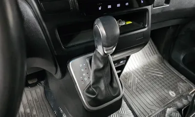 Hyundai Staria 2024, 59474 км, за 26500000 KRW - фото 9