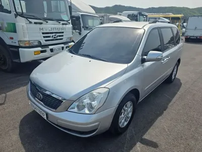 Kia Canival · 2013 год