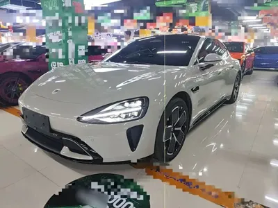 Xiaomi SU7 · 2024 год
