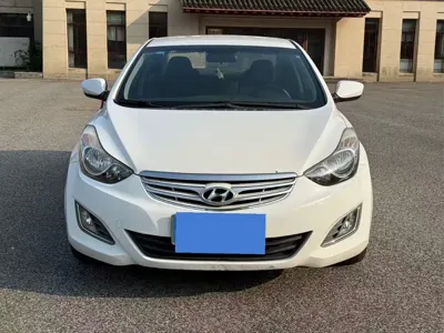 Hyundai Elantra Langdong 2014, 90000 км, за 19000 CNY