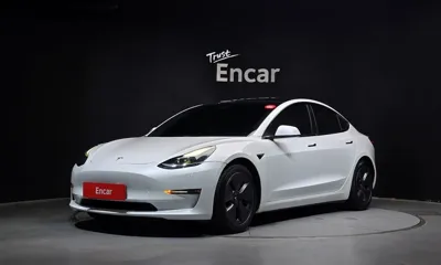 Tesla Model 3 · 2021 год