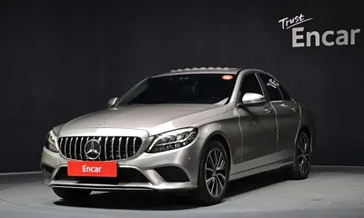 Mercedes-Benz C-Class · 2020 год