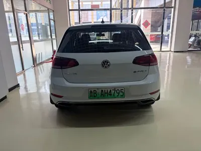 Volkswagen Golf EV 2020, 50000 км, за 55800 CNY - фото 6