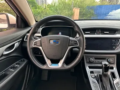 Geely Emgrand 2018, 90000 км, за 22799 CNY - фото 10