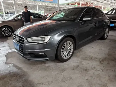 Audi A3 2016, 130000 км, за 42500 CNY - фото 1