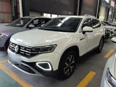 Volkswagen Tayron · 2024 год
