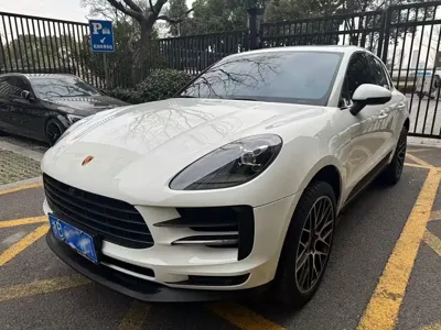 Porsche Macan · 2021 год