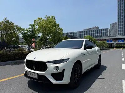 Maserati Levante · 2021 год