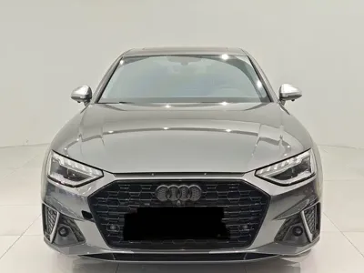 Audi A4L 2021, 52000 км, за 102800 CNY - фото 2