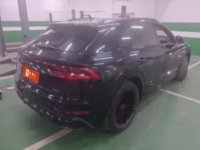 Audi Q8 2022, 54000 км, за 450000 CNY