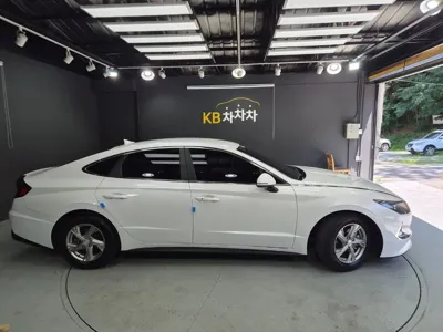 Hyundai Sonata 2020, 159968 км, за 9900000 KRW