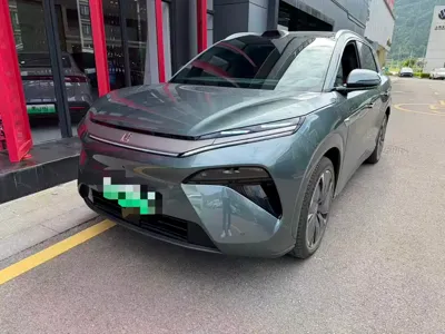 BYD 唐L · 2025 год