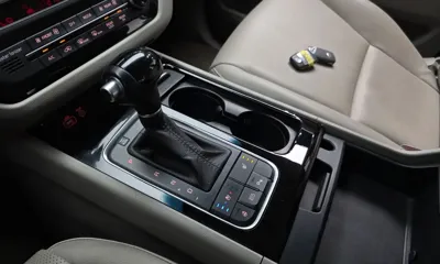 Kia Canival 2015, 216782 км, за 6900000 KRW - фото 9