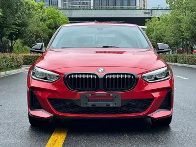 BMW 1 Series 2021, 50000 км, за 71800 CNY - фото 2