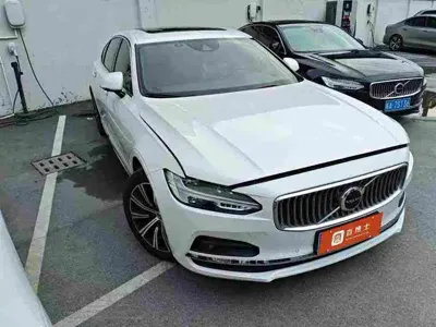 Volvo S90 2020, 33000 км, за 145000 CNY - фото 2