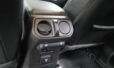 Jeep Wrangler 2021, 86337 км, за 35200000 KRW - фото 28