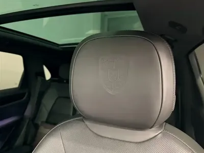 Porsche Cayenne Hybrid 2022, 65000 км, за 380000 CNY - фото 6