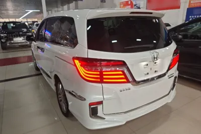 Honda Elysion 2019, 109500 км, за 160081.16 CNY - фото 5