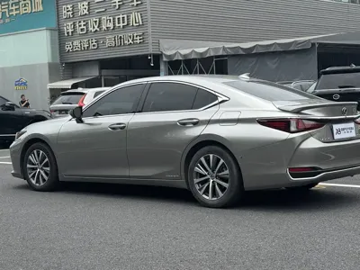 Lexus ES 2019, 65000 км, за 169000 CNY - фото 8