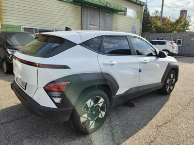 Hyundai Kona 2025, 26996 км, за 27550000 KRW