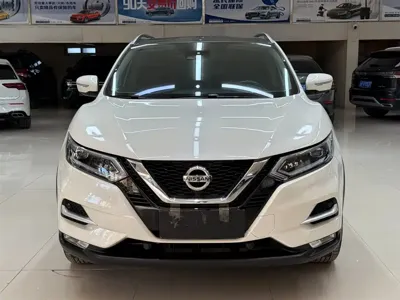 Nissan Qashqai 2023, 22000 км, за 102800 CNY