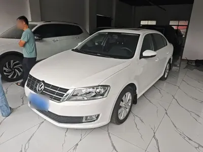 Volkswagen Lavida · 2015 год