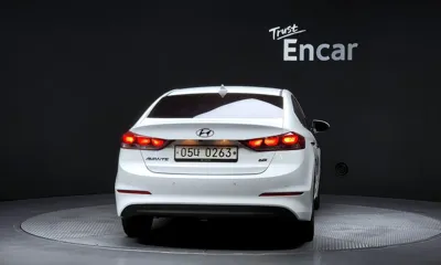 Hyundai Avante 2017, 60028 км, за 12100000 KRW
