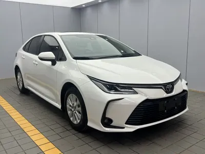 Toyota Corolla 2023, 26000 км, за 93800 CNY