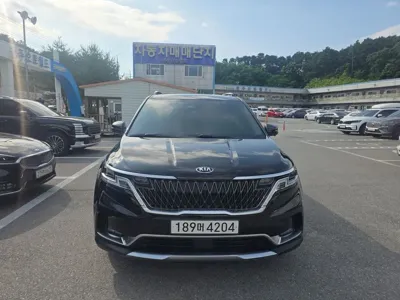 Kia Canival · 2021 год