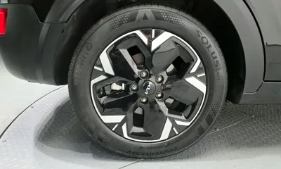Kia Niro 2024, 10049 км, за 29200000 KRW - фото 5