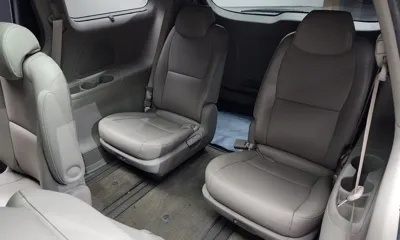 Kia Canival 2015, 123022 км, за 10500000 KRW - фото 11