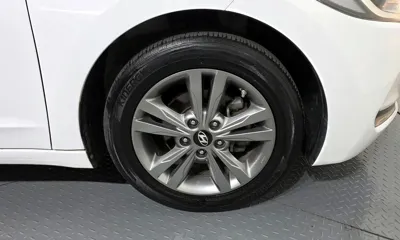 Hyundai Avante 2017, 175528 км, за 5900000 KRW - фото 5