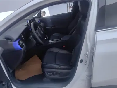 Toyota C-HR 2022, 32000 км, за 70600 CNY - фото 9